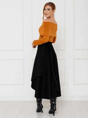 Saia Midi Envelope Transpassada Suede MONTEVIDEU Preta Tamanho Único