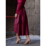 Saia Midi Envelope Transpassada Suede MONTEVIDEU Vermelho Bordô Tamanho Único