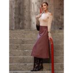 Saia Midi Envelope Transpassada PU Premium SERAPHINE Marrom Queimado Tamanho Único