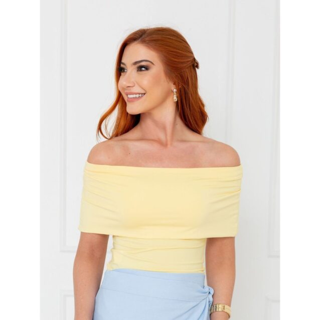 Blusa Ombro a Ombro Malha CAMÉLIA Amarela