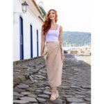 Saia Midi Envelope Transpassada Alfaiataria ORQUÍDEA Bege