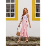 Saia Midi Transpassada com Babados Alfaiataria GRAVIOLA Rosa